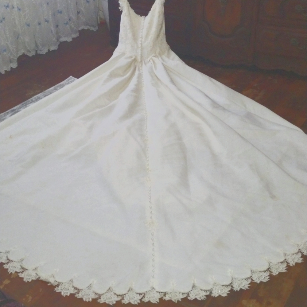 Beautiful Wedding Dress.